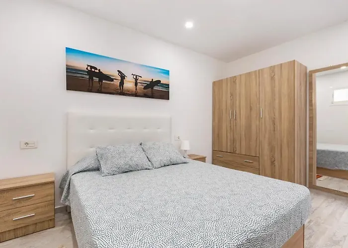 Luxury Flat, Few Minutes From Fanabe Beach! Апартаменти