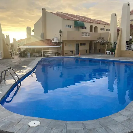 Apartmán Luxury Flat, Few Minutes From Fanabe Beach!